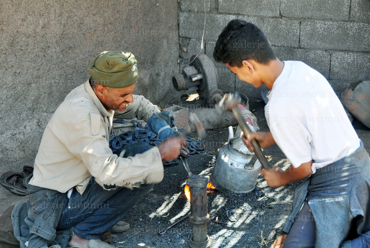 Traditional blacksmithing has existed in Douar Al-Haddada for over six centuries.